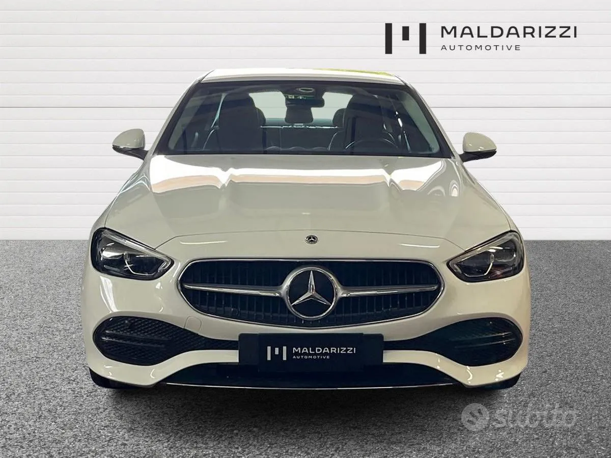 Mercedes-Benz C 200 2024 photo 2