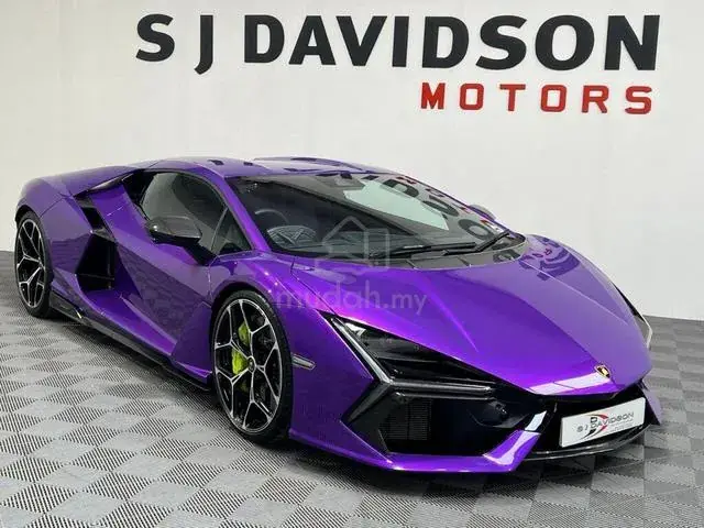 Lamborghini Revuelto