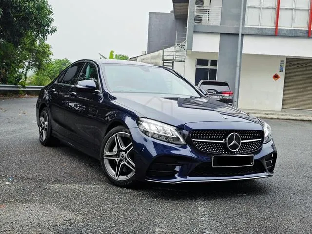 Mercedes-Benz C200