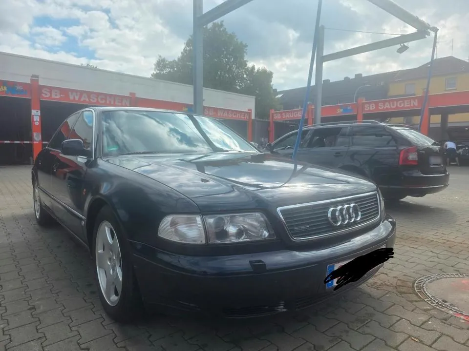 Audi A8