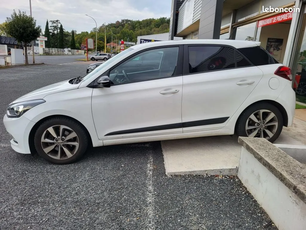 Hyundai I20 2018 photo 4