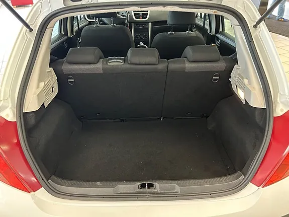 Peugeot 207 2008 photo 5