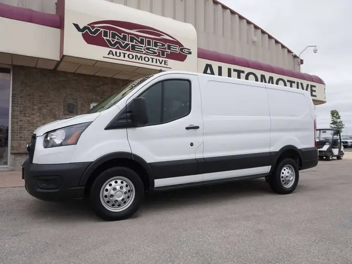 Ford Transit Cargo 2024 photo 4