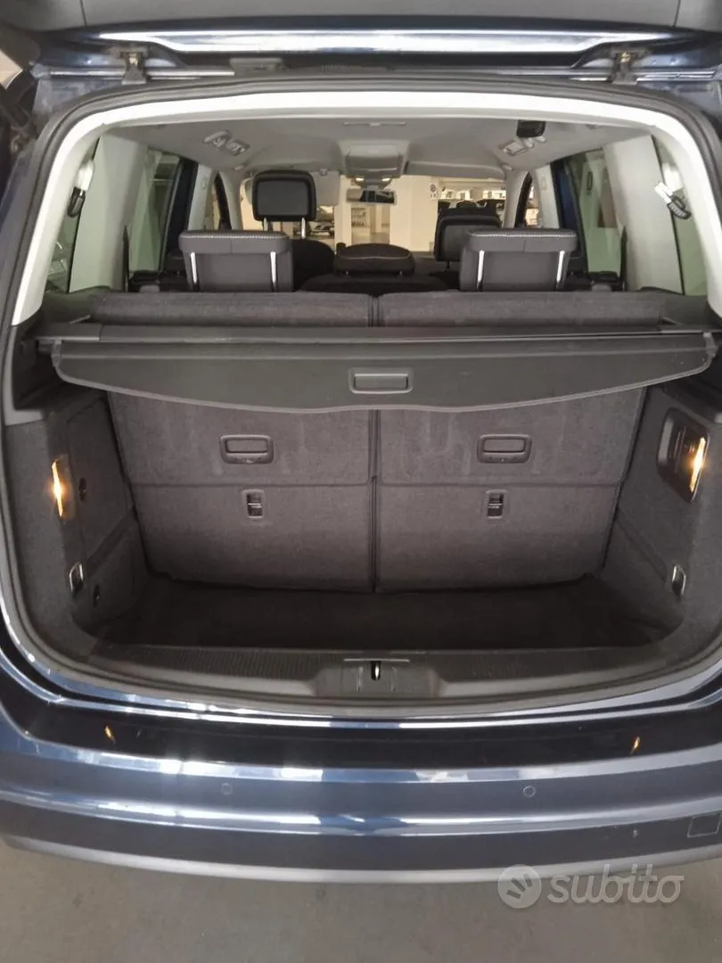 Volkswagen Sharan 2014 photo 2