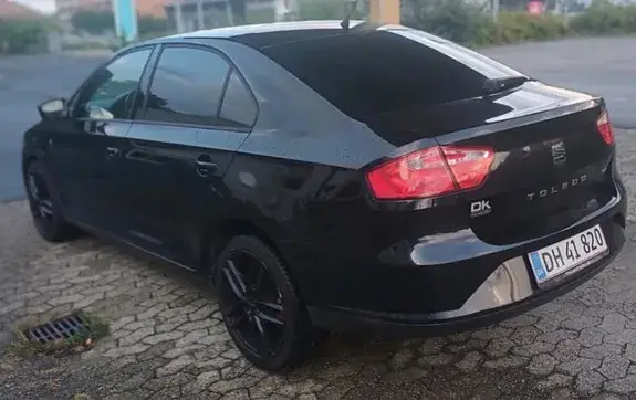 Seat Toledo 2015 photo 3
