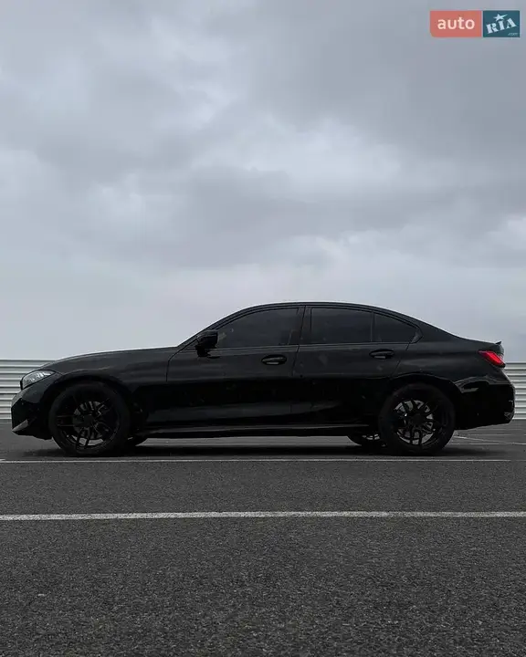 BMW 3 Series 2019 photo 4