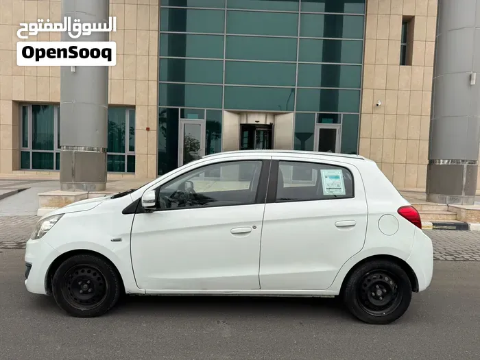 Mitsubishi Mirage 2020 photo 2