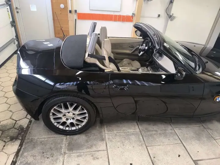 BMW Z4 2004 photo 3