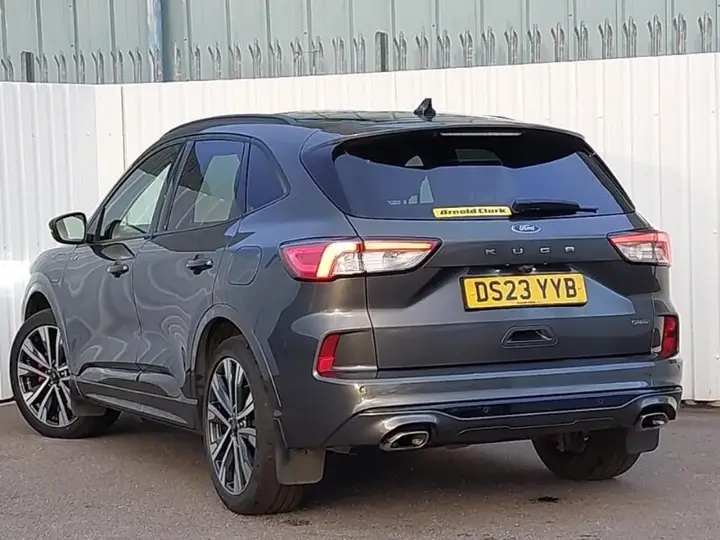 Ford Kuga 2023 photo 2