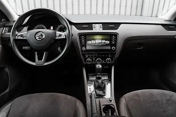 Skoda Octavia 2018 photo 5