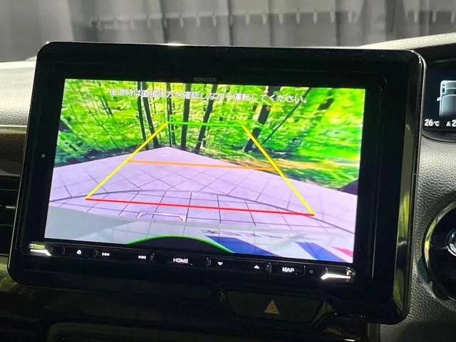 Honda N-Box 2022 photo 4