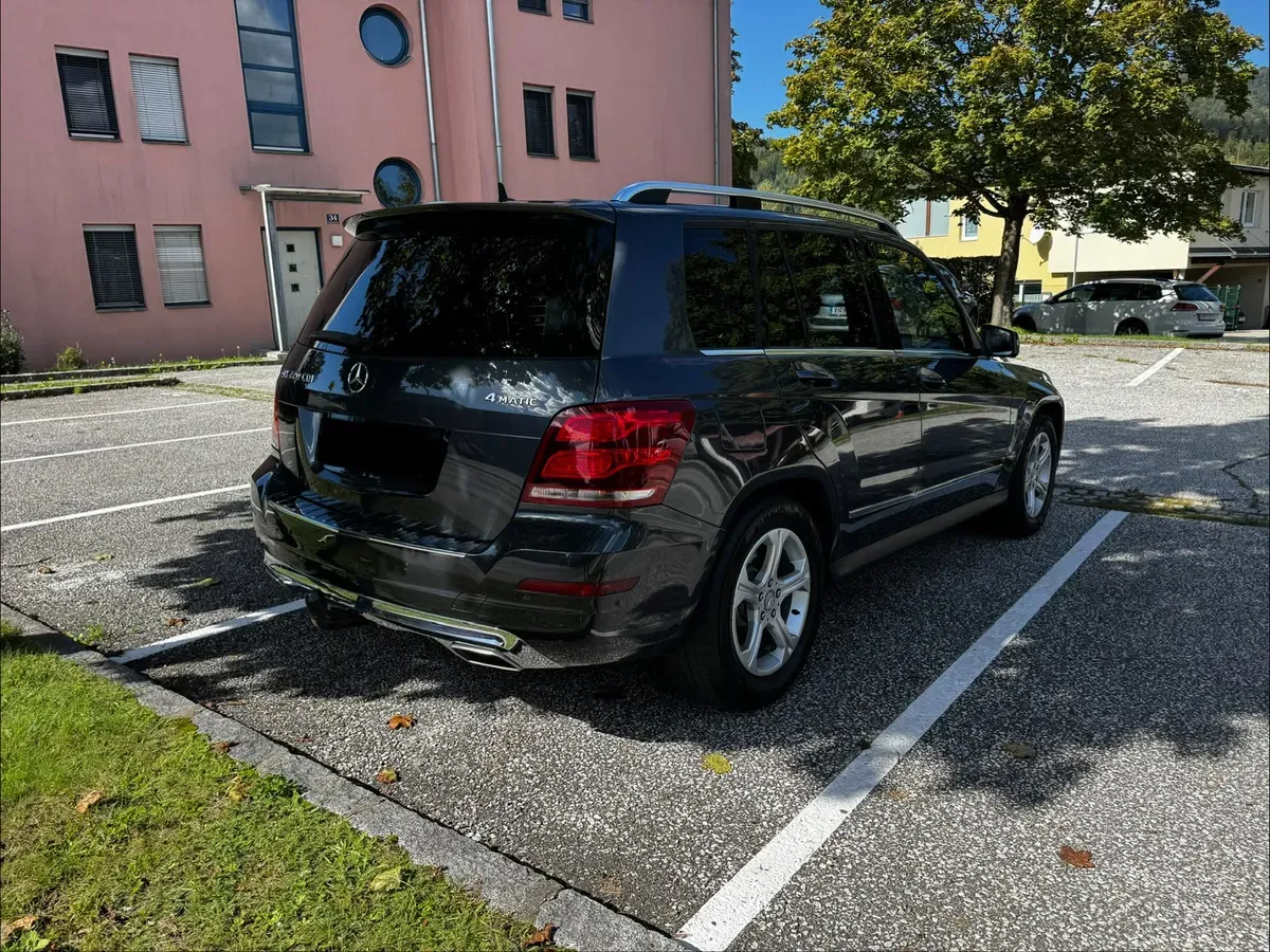 Mercedes-Benz Glk Class 2013 photo 2