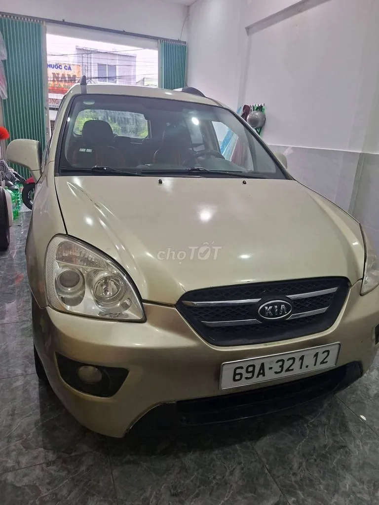 Kia Carens