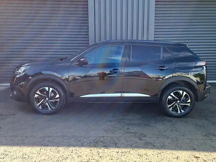 Peugeot 2008 2023 photo 4