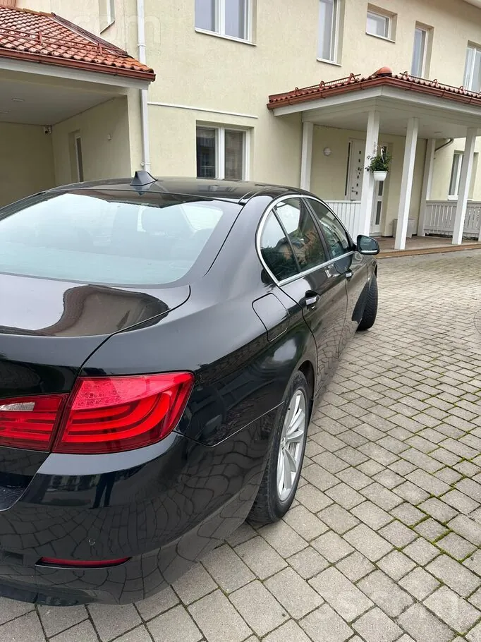 BMW 525 2010 photo 4
