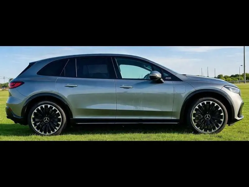 Mercedes-Benz Eqs 2023 photo 4