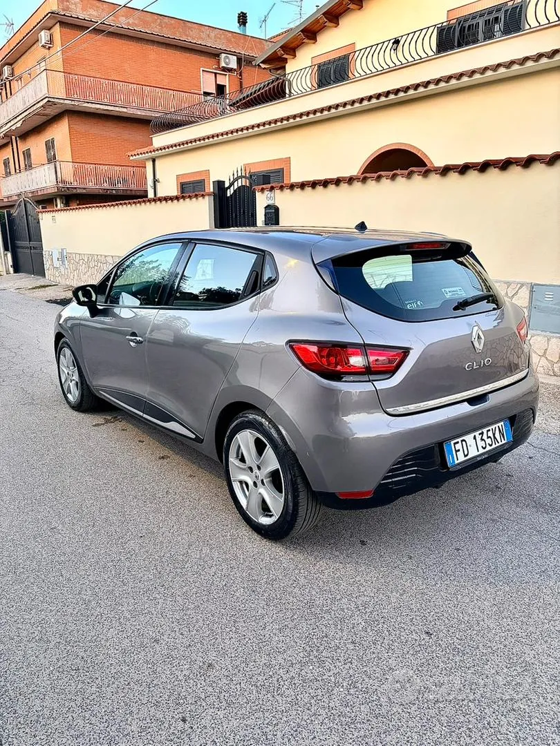 Renault Clio 2016 photo 3