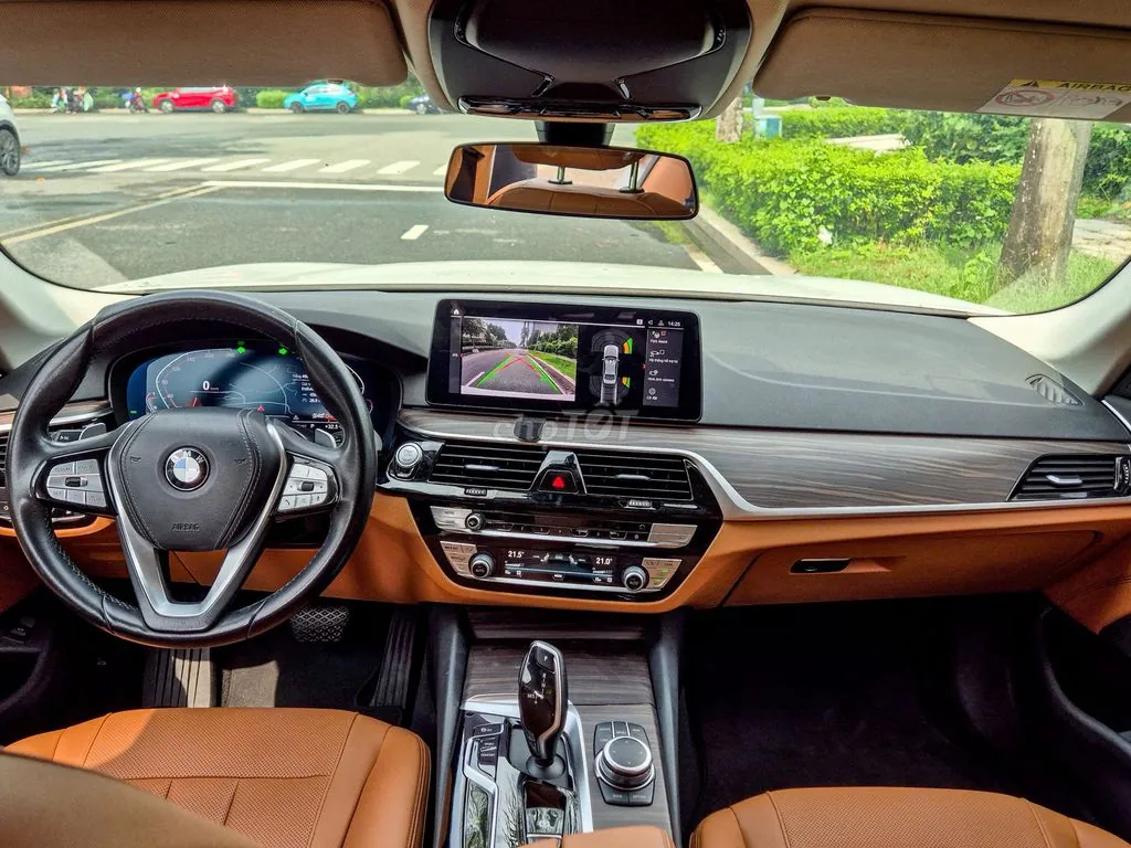 BMW 520I 2023 photo 4