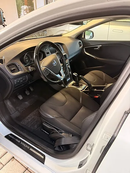 Volvo V40 2015 photo 5