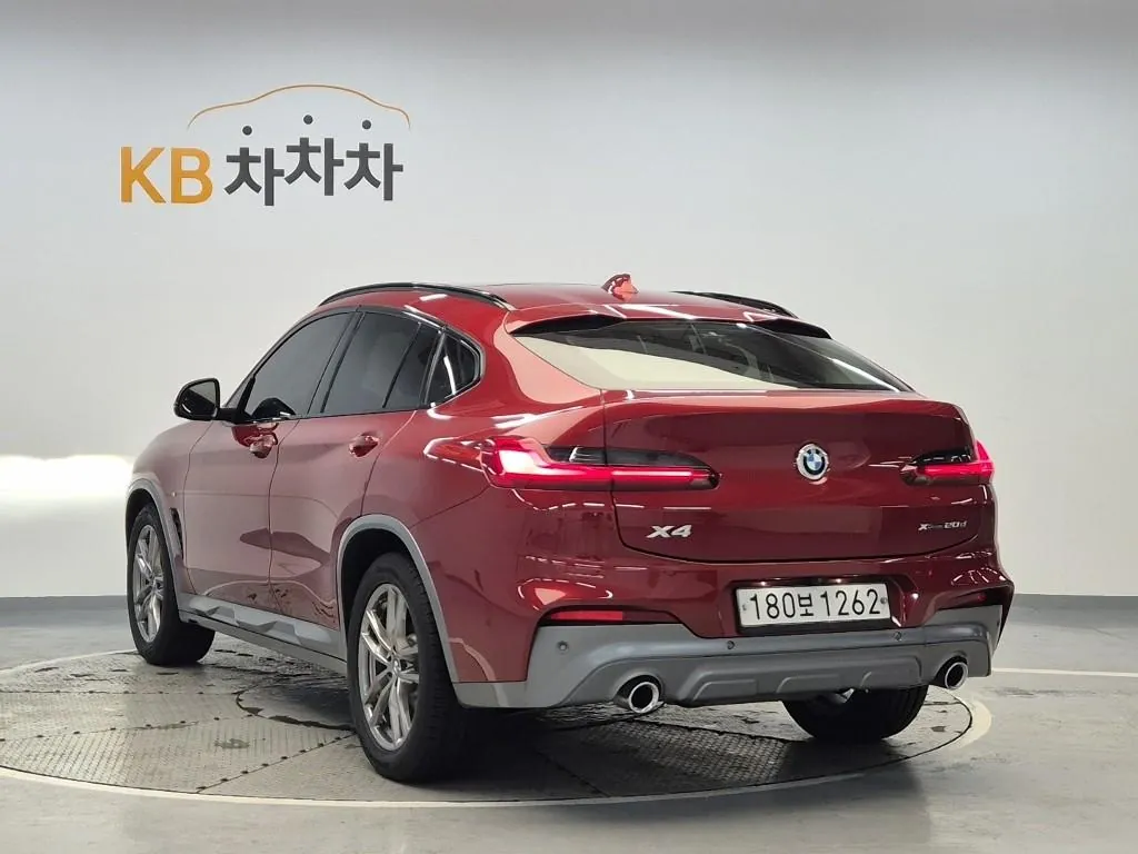 BMW X4 2020 photo 2