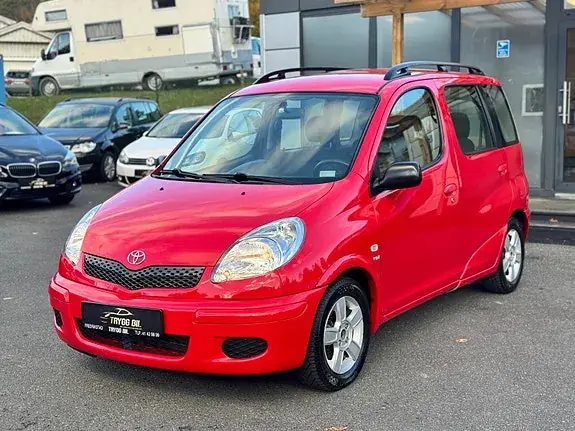 Toyota Yaris Verso 2004 photo 4