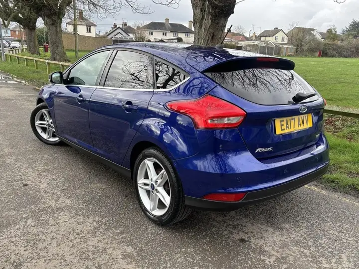 Ford Focus 2017 photo 4