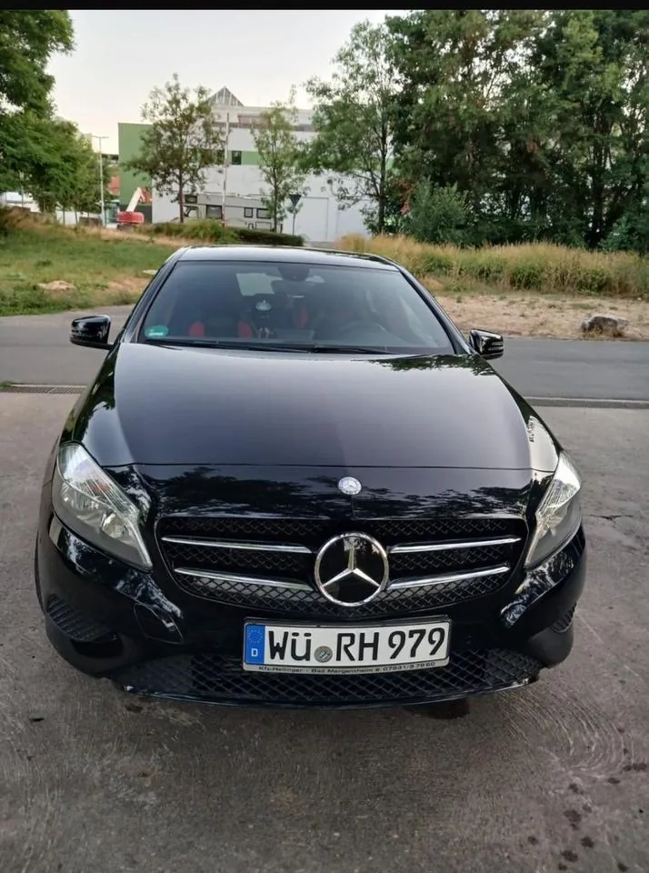 Mercedes-Benz A 180