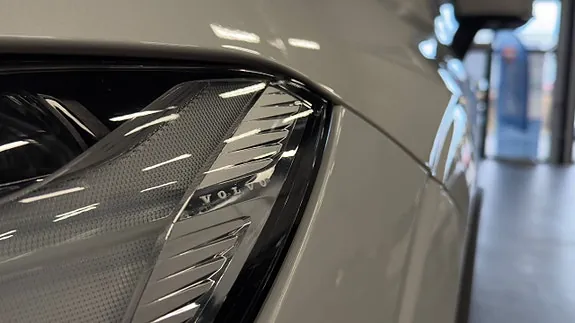 Volvo Xc60 2019 photo 4