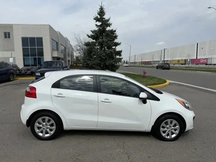 Kia Rio 2014 photo 4