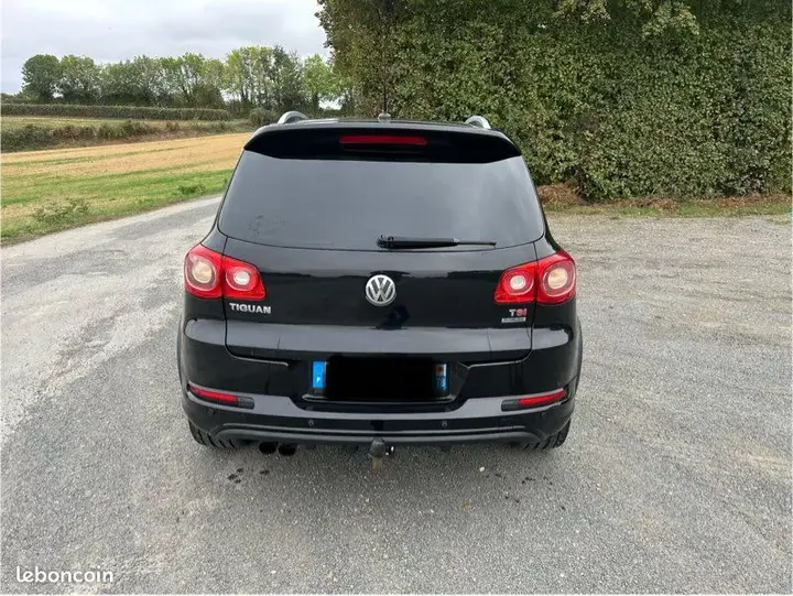 Volkswagen Tiguan 2010 photo 3
