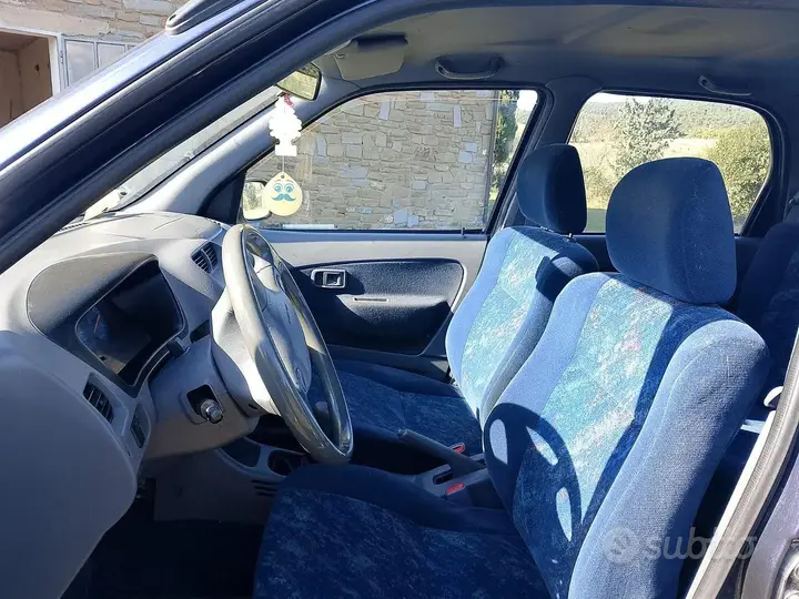 Daihatsu Terios 2000 photo 3