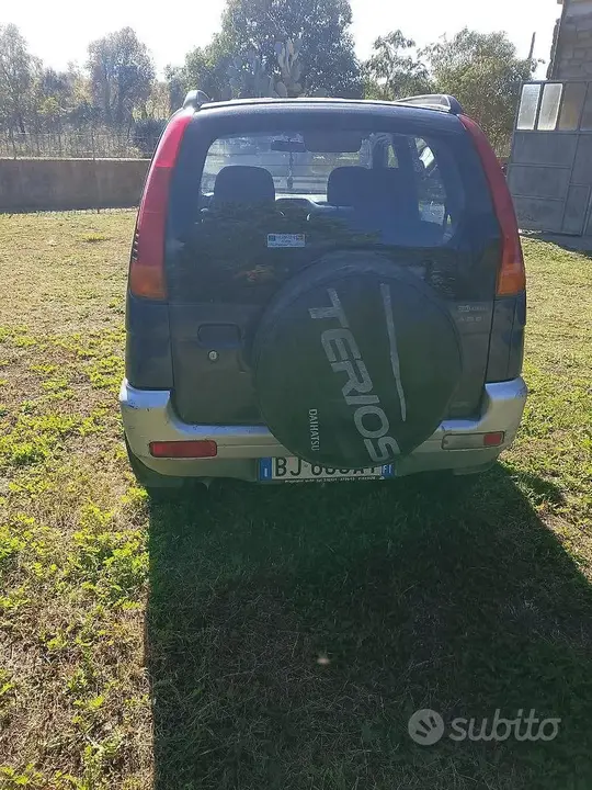 Daihatsu Terios 2000 photo 4