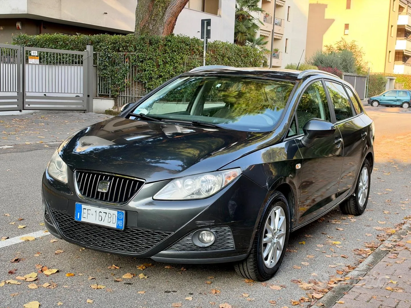 Seat Ibiza 2011 photo 3
