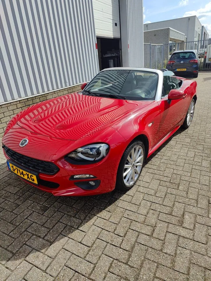 Fiat 124 Spider