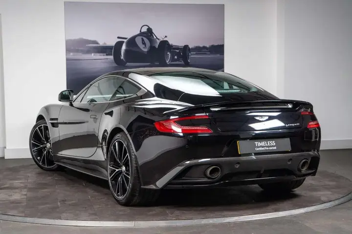 Aston Martin Vanquish 2012 photo 2