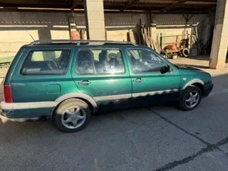 Volkswagen Golf 1996 photo 2