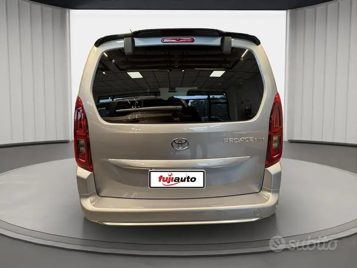 Toyota Proace City photo 4