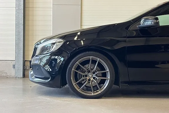 Mercedes-Benz A180 2016 photo 5