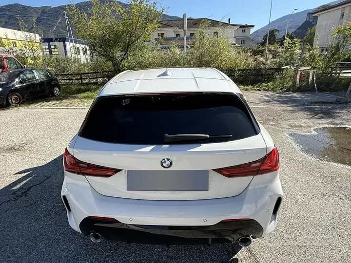 BMW 1 Series 2019 photo 5