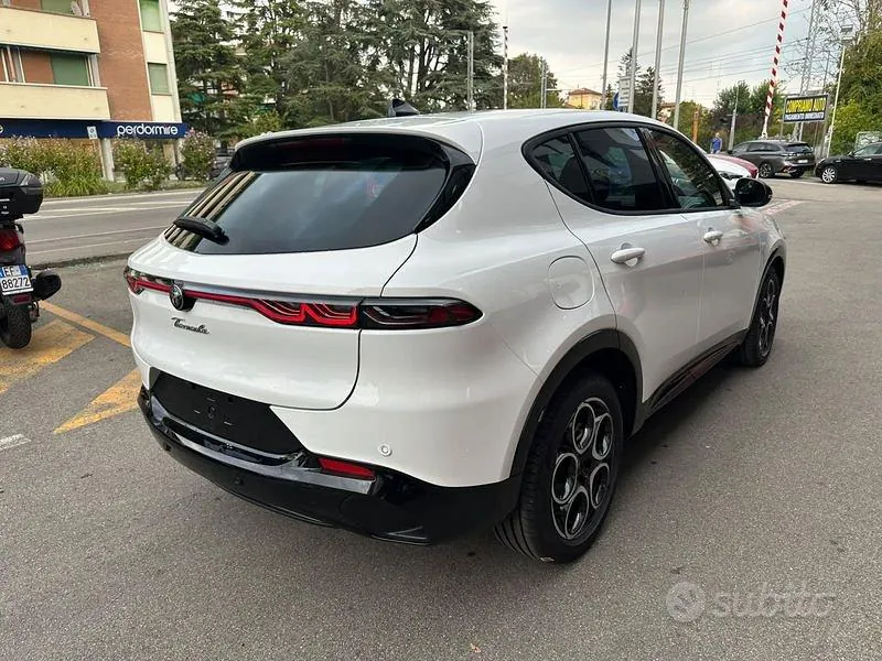 Alfa Romeo Tonale 2026 photo 5