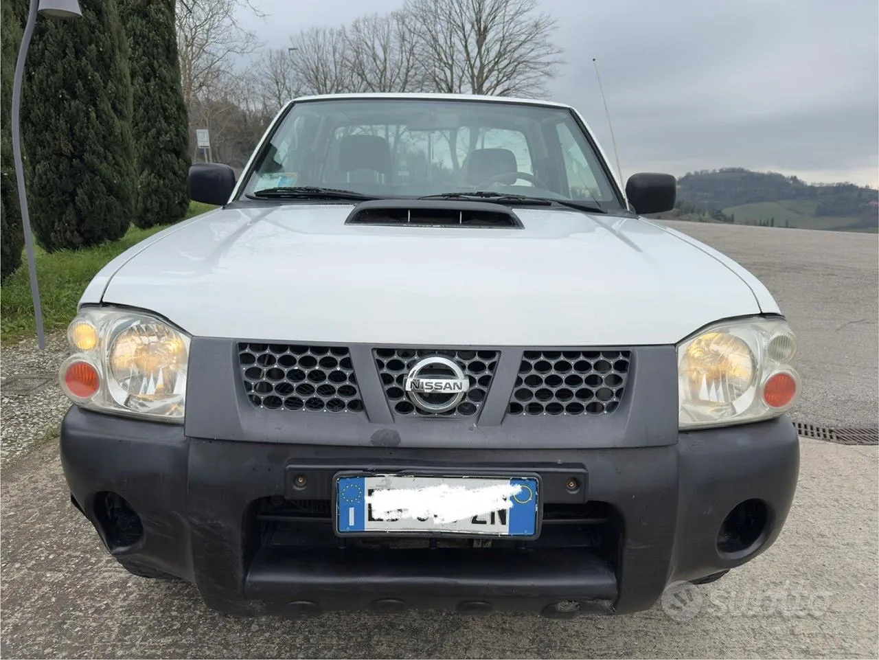Nissan Np300 2011 photo 3