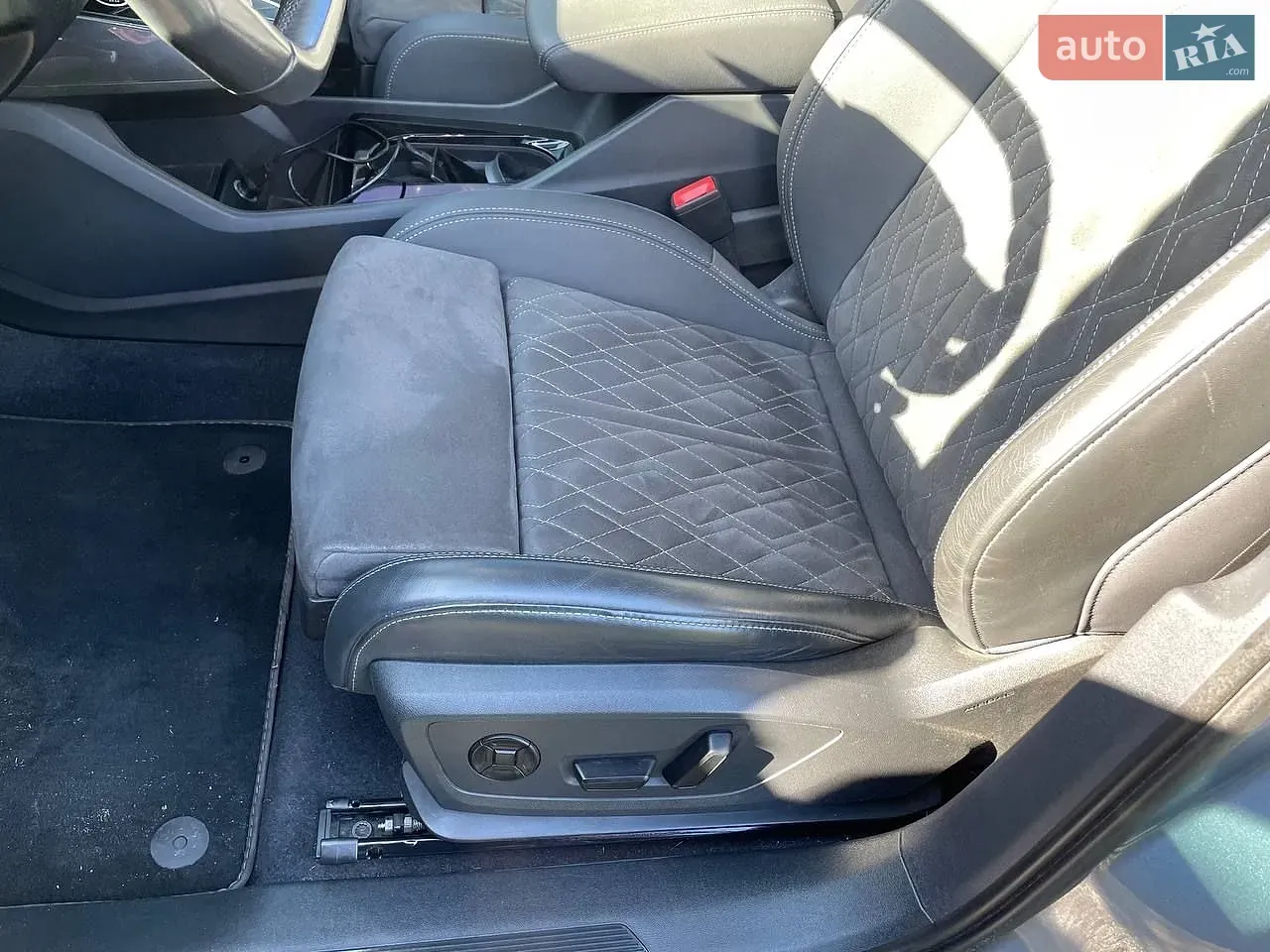 Audi Q4 E-Tron 2023 photo 2