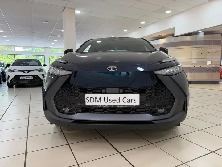 Toyota C-Hr 2025 photo 2