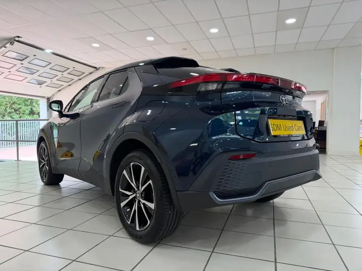 Toyota C-Hr 2025 photo 4