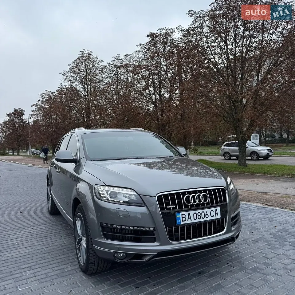 Audi Q7 2015 photo 4
