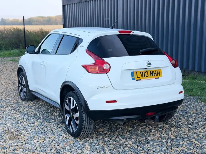 Nissan Juke 2013 photo 4