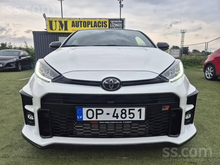Toyota Gr Yaris 2023 photo 2