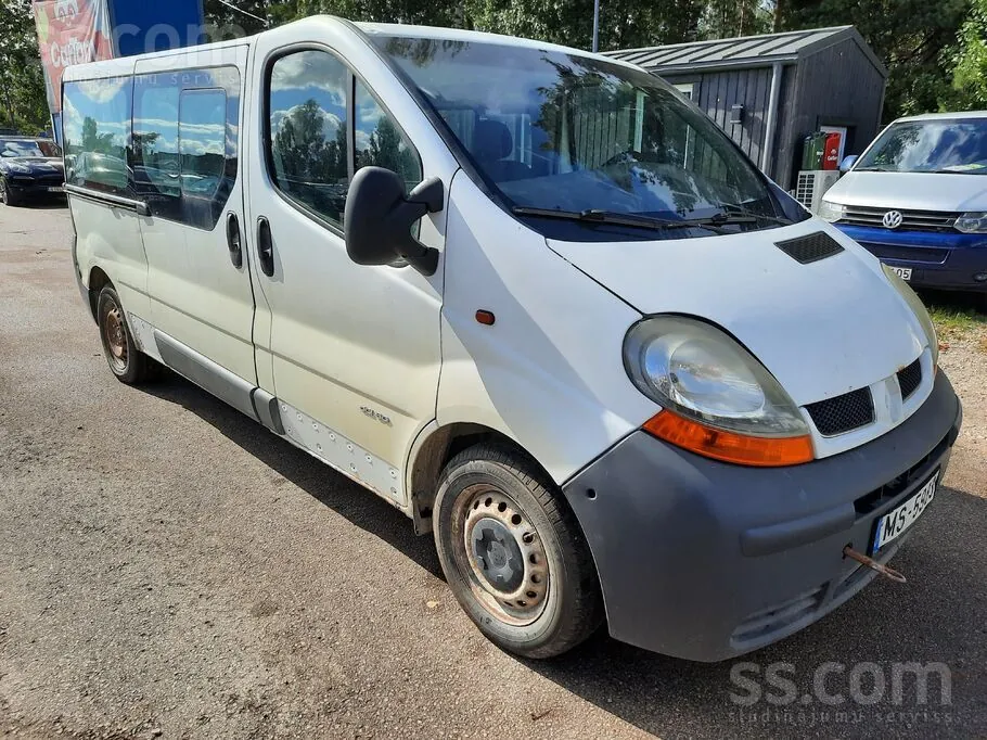 Renault Trafic 2006 photo 2