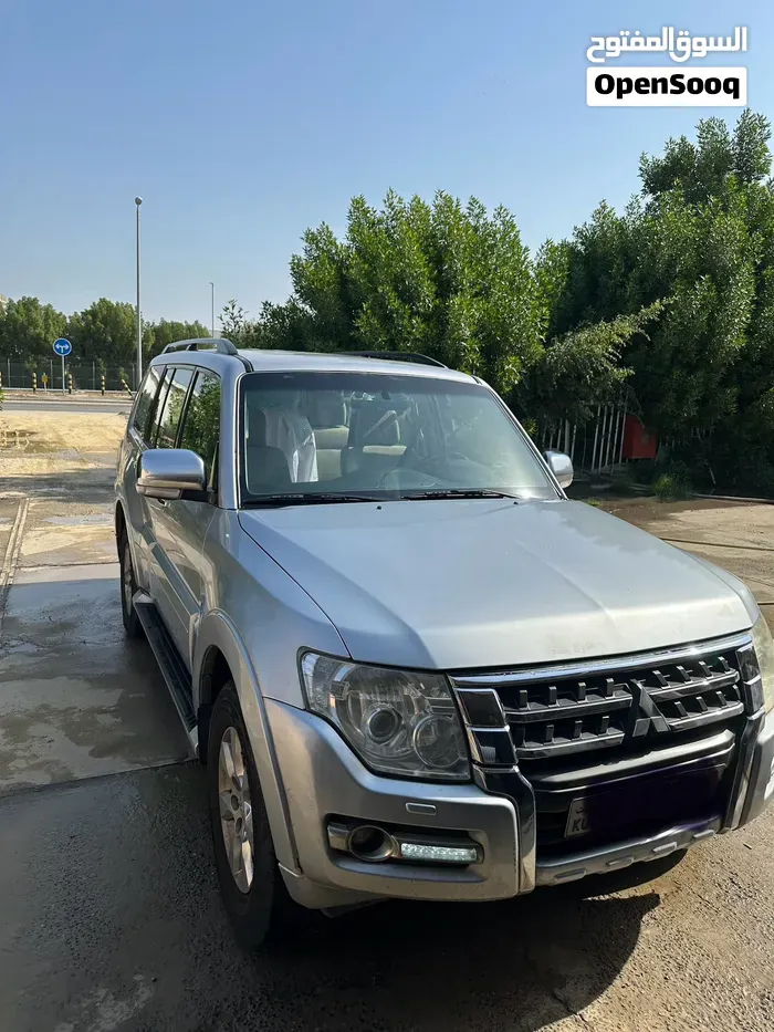 Mitsubishi Pajero 2015 photo 3