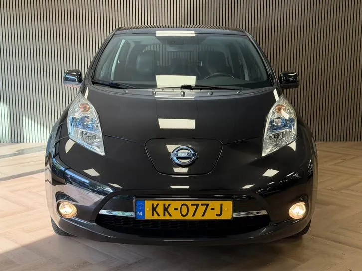 Nissan Leaf 2016 photo 2